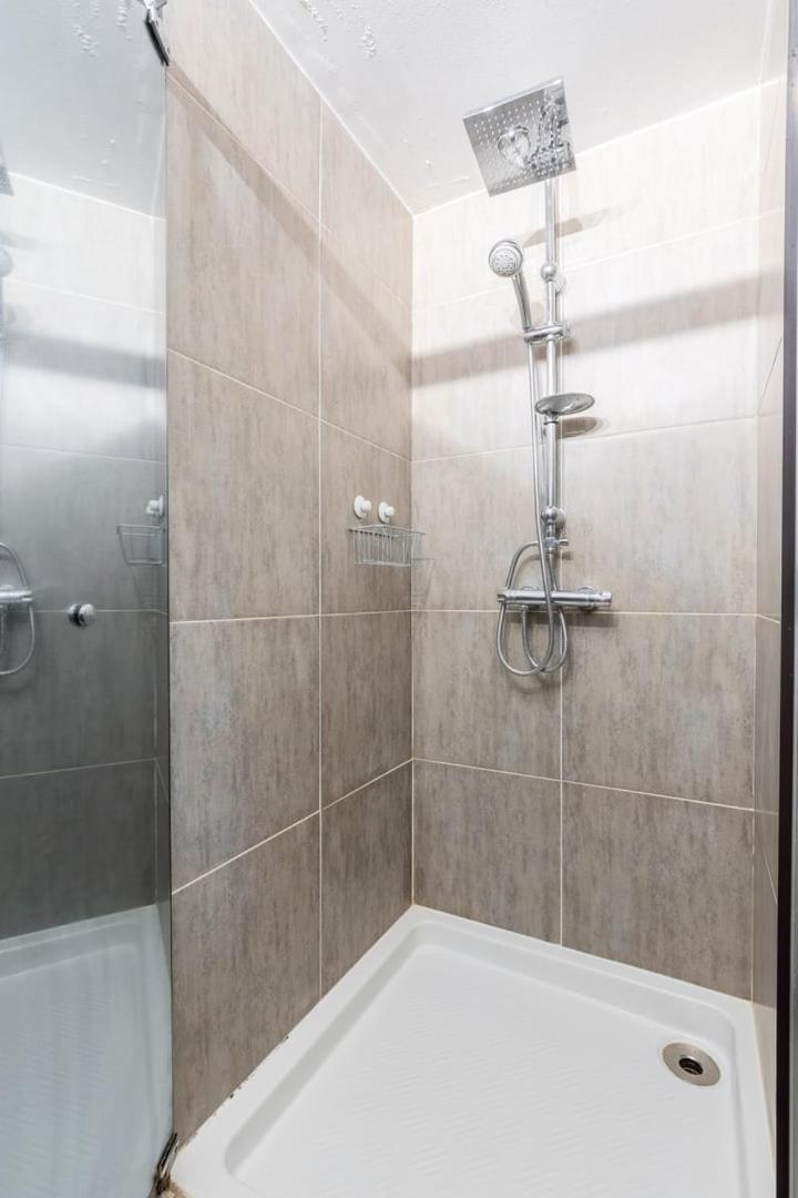 Spacious Apartment W Private Parking In Old Λιλ Εξωτερικό φωτογραφία